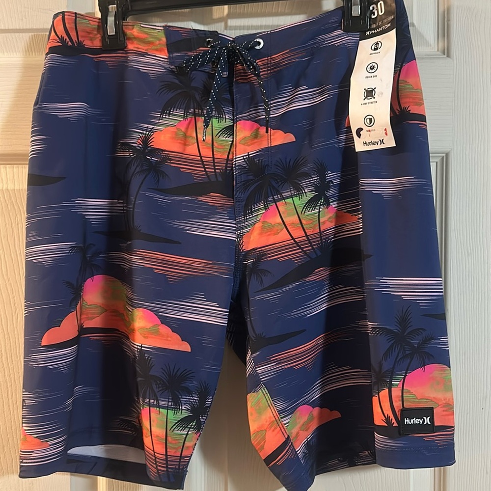 Hurley Men's Phantom Eco Weekender Boardshorts: BLUE TROPICAL: NEW WITH TAGS: 30